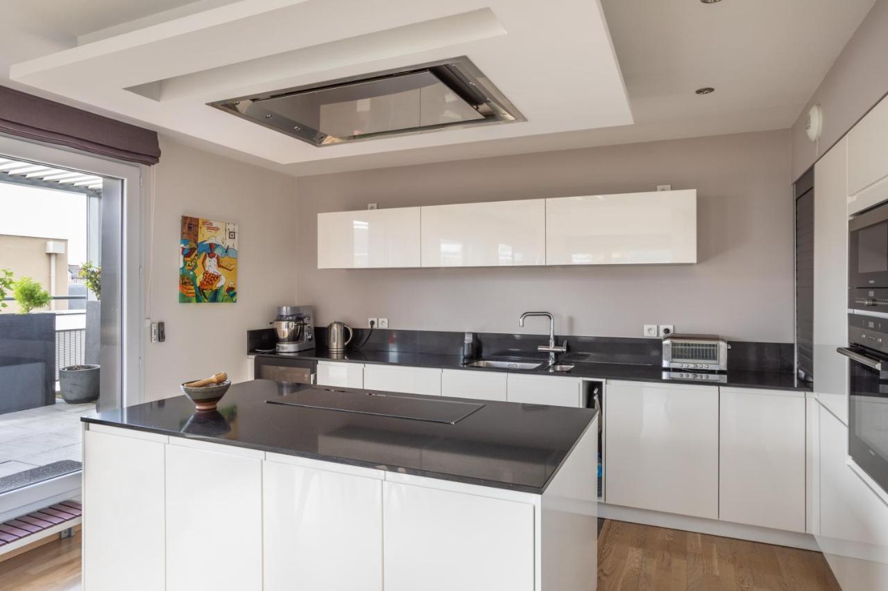 Illanka - Appartement 3 Chambres Avec Parking Et Terrasse Proche Gare Rennes Kültér fotó